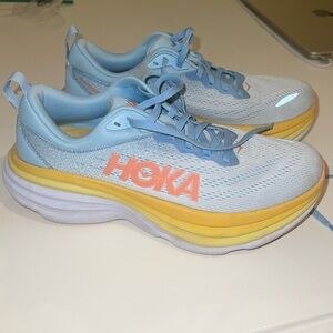 HOKA BONDI 8 TENNIS SHOES